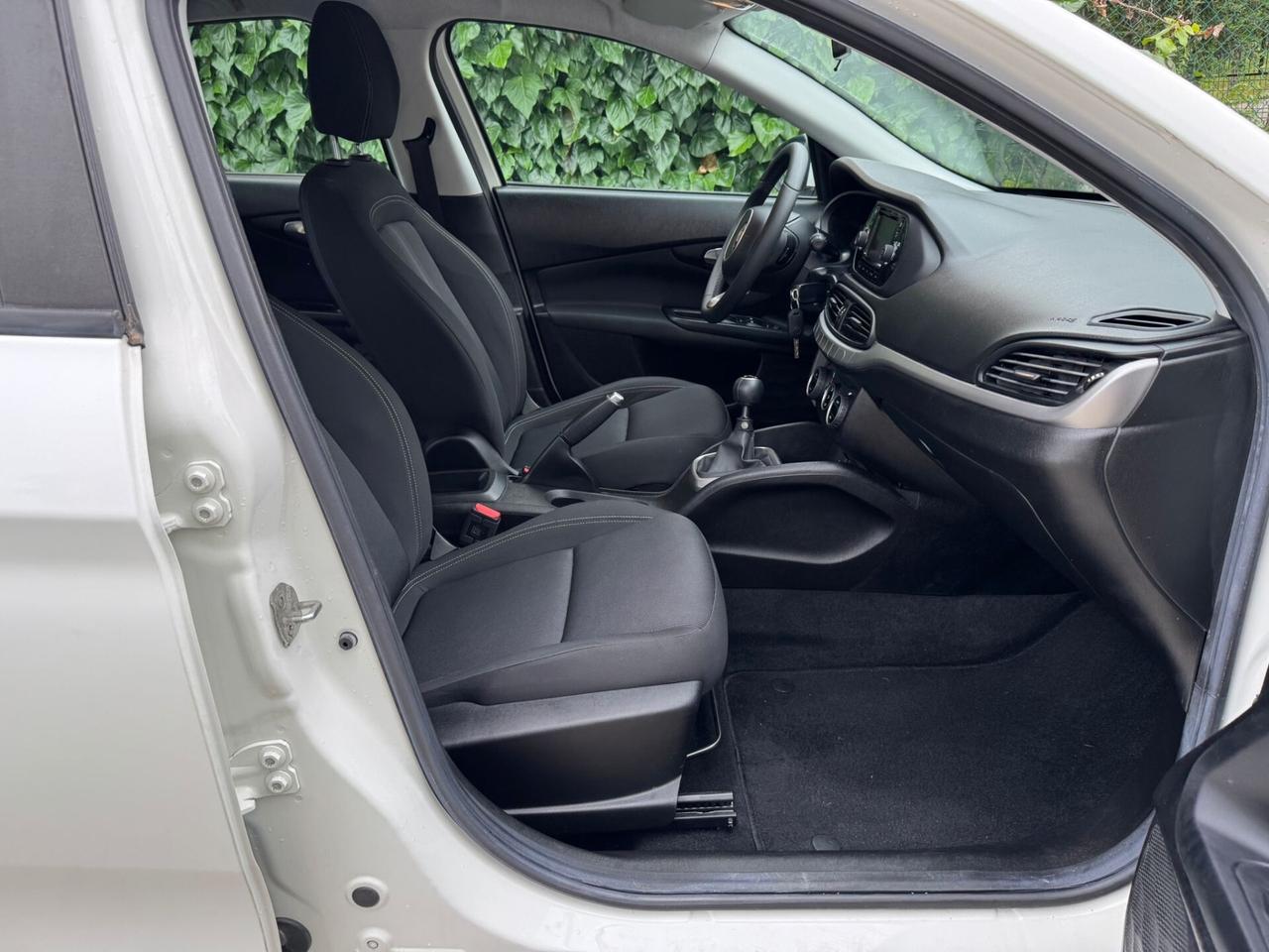 Fiat Tipo 1.6 Mjt 4 porte Easy SOLI 12000KM