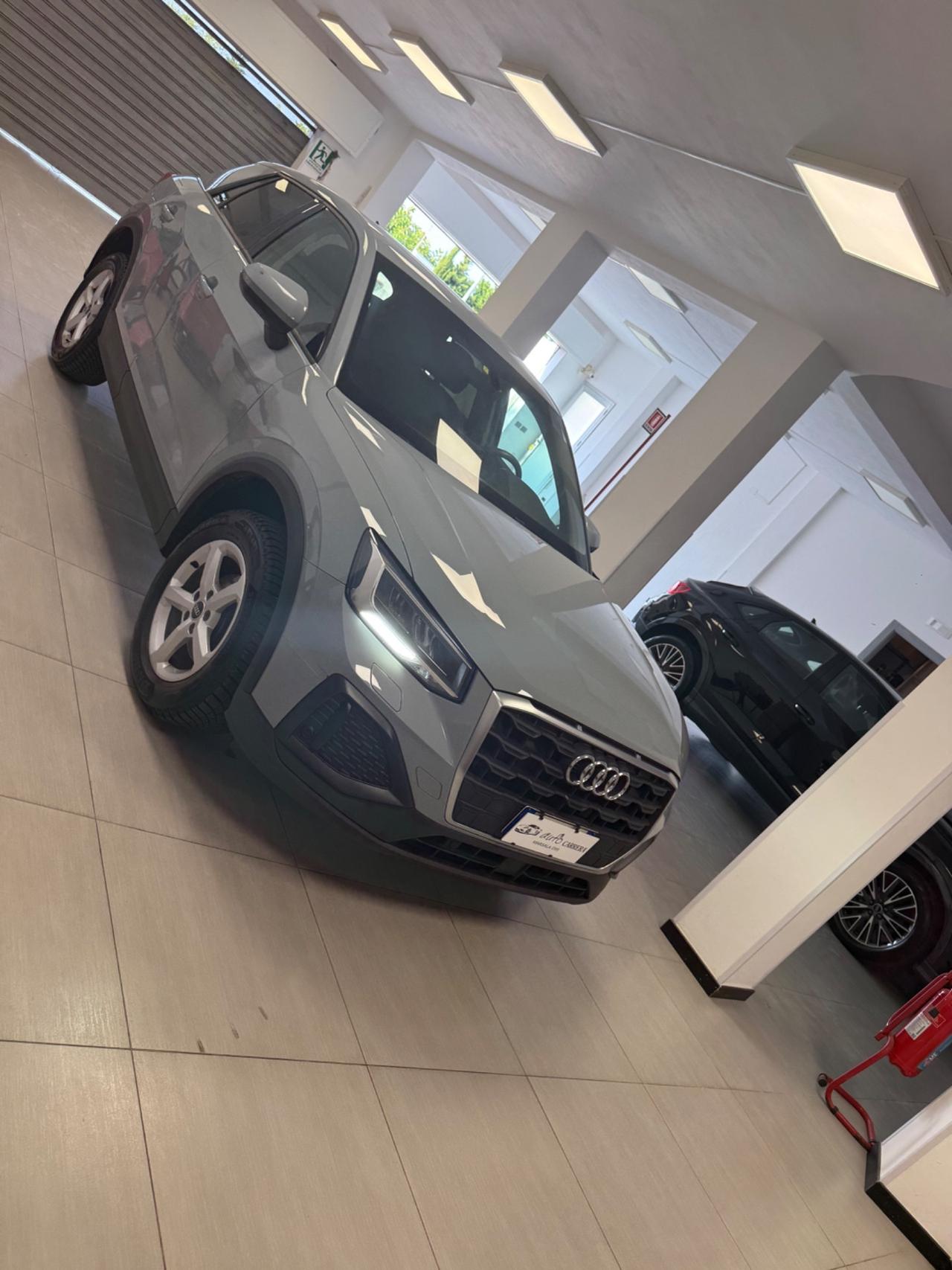 Audi Q2 30 TDI S tronic Business