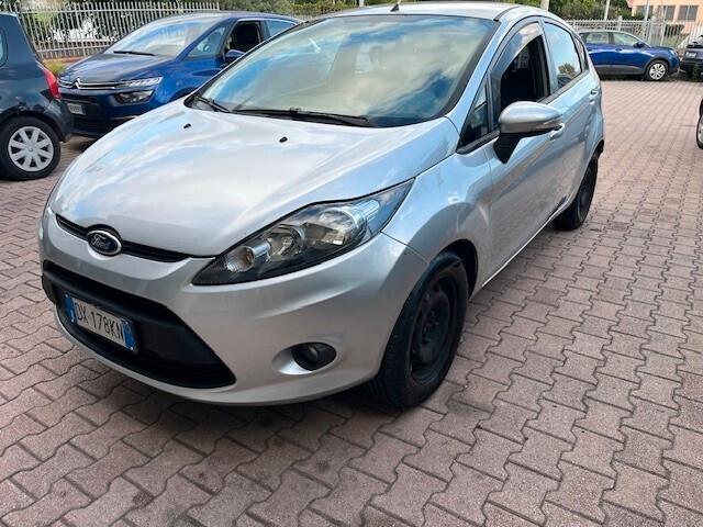 Ford Fiesta 1.4 5 porte Bz.- GPL Titanium