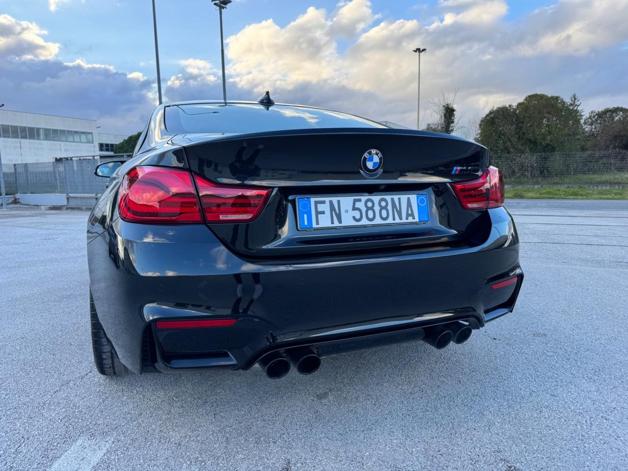 Bmw M4 COMPETITION COUPE