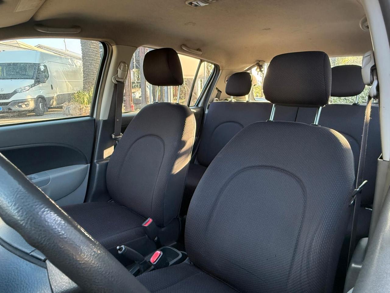 Daihatsu Sirion 1.3