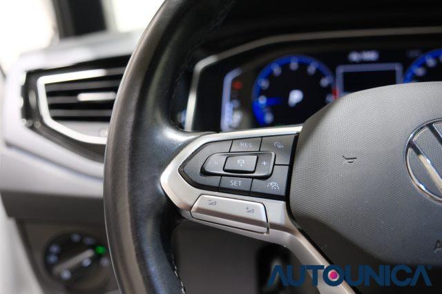 VOLKSWAGEN Taigo 1.0 TSI 110 CV DSG R-LINE FULL LED TETTO PANORAMA