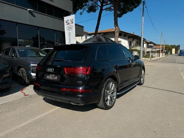 Audi Q7 50 TDI quattro tiptronic Business Plus