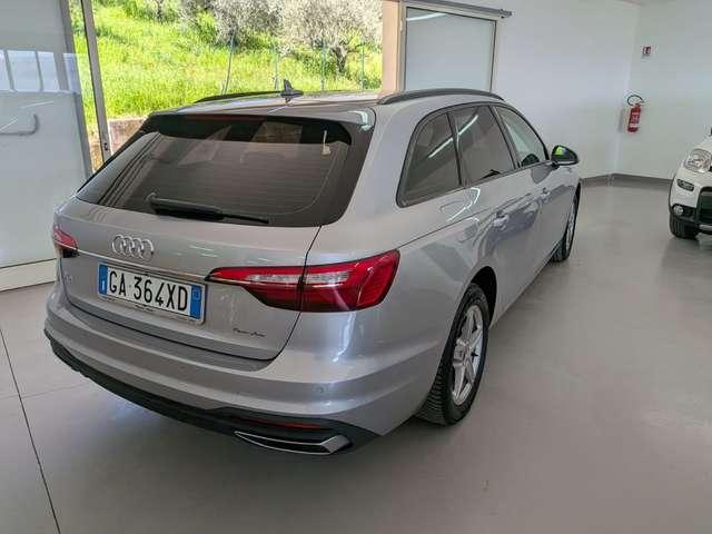 Audi A4 Avant 35 2.0 tdi mhev Business Advanced 163cv s-tr