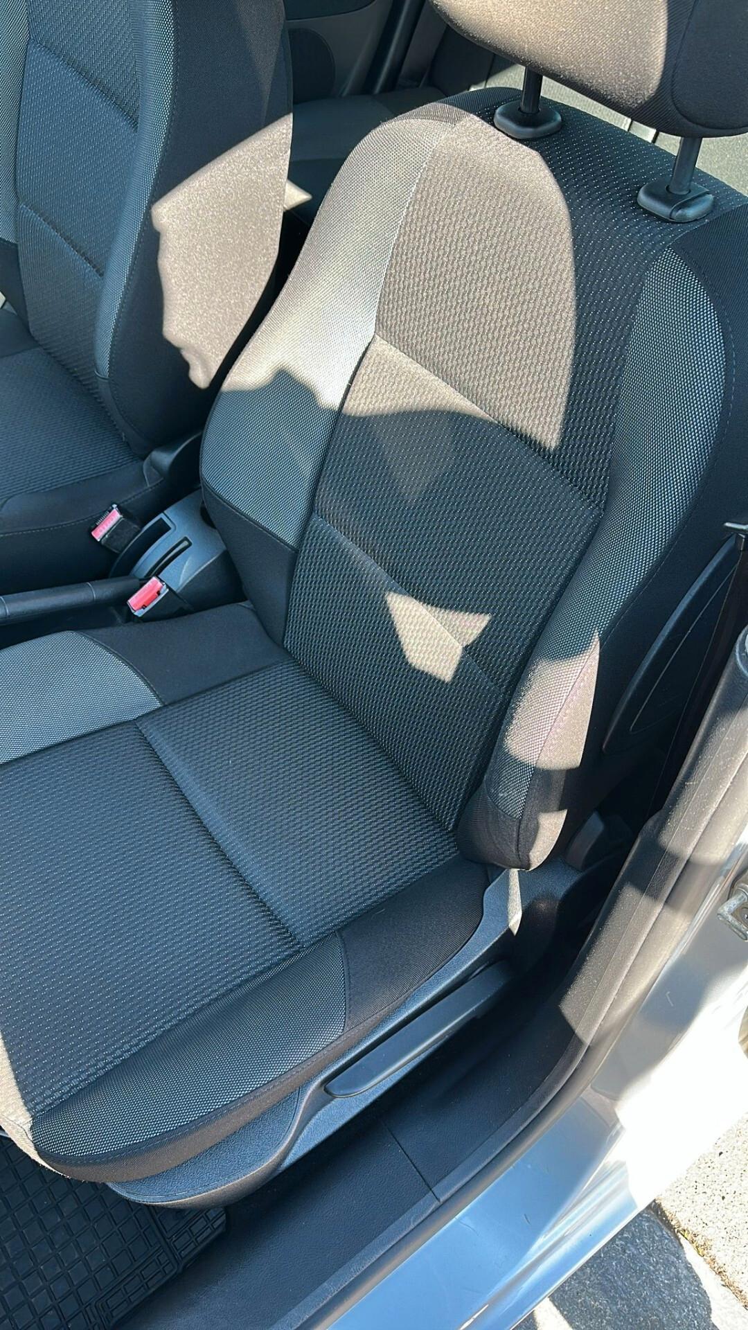 Peugeot 207 Plus 1.4 HDi 70CV 5 porte