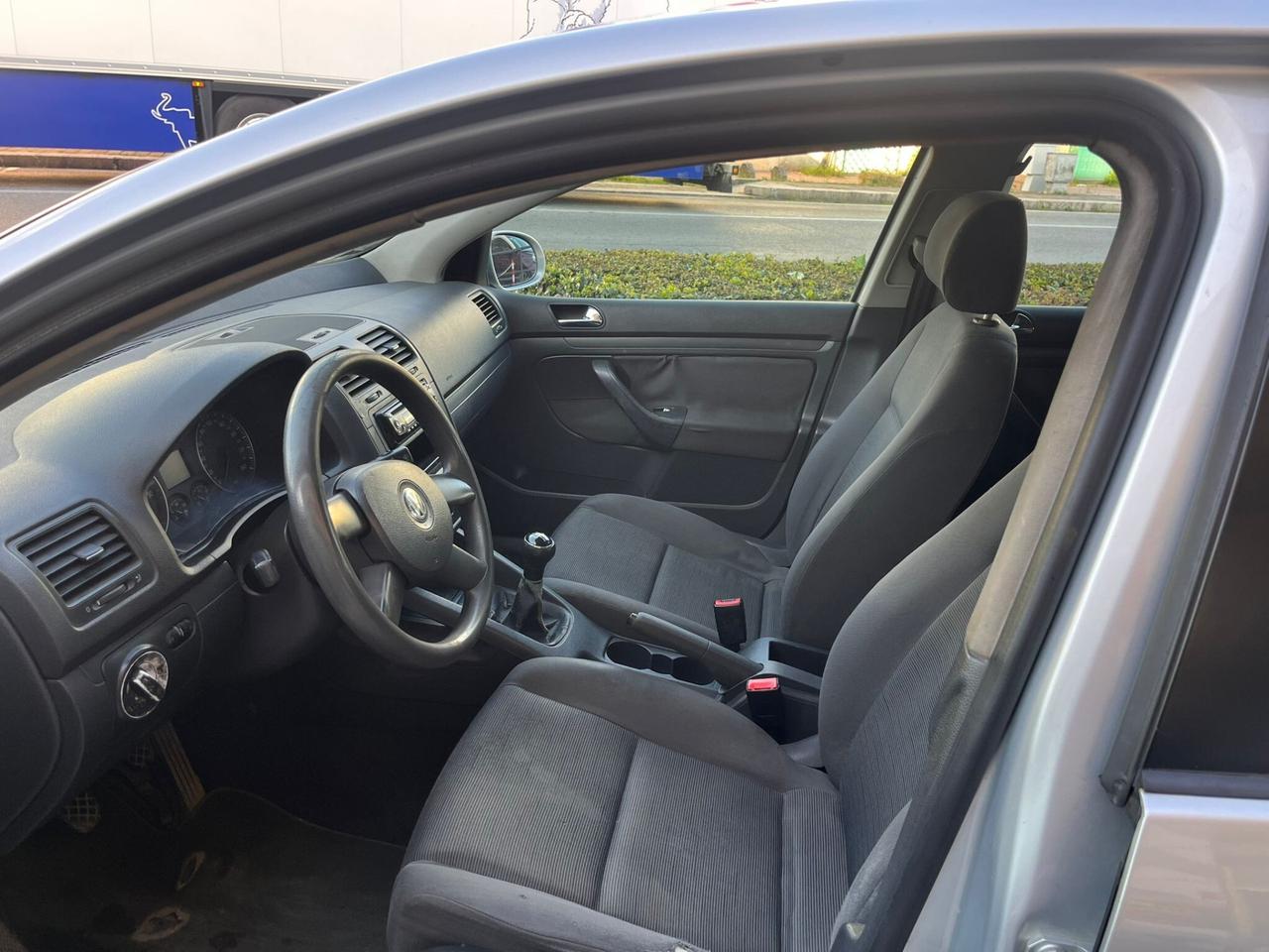 VOLKSWAGEN GOLF 5 1.9 TDI 5P SPORTLINE