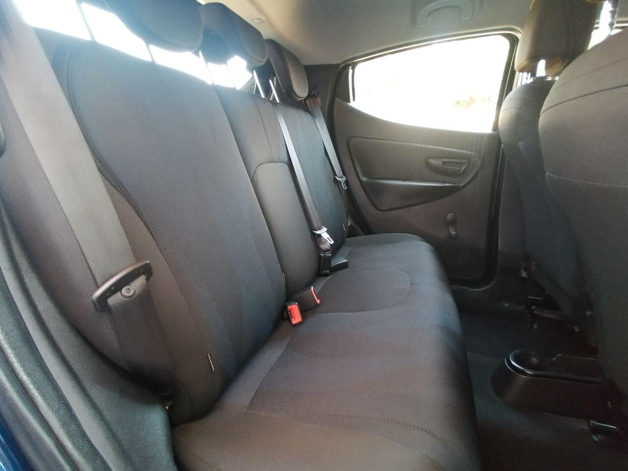 Lancia Ypsilon 1.2 69 CV 5 porte Gold
