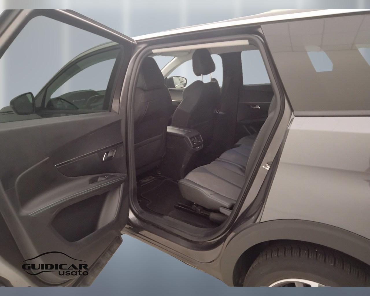 PEUGEOT 5008 II 2021 - 5008 1.5 bluehdi Allure s&s 130cv eat8