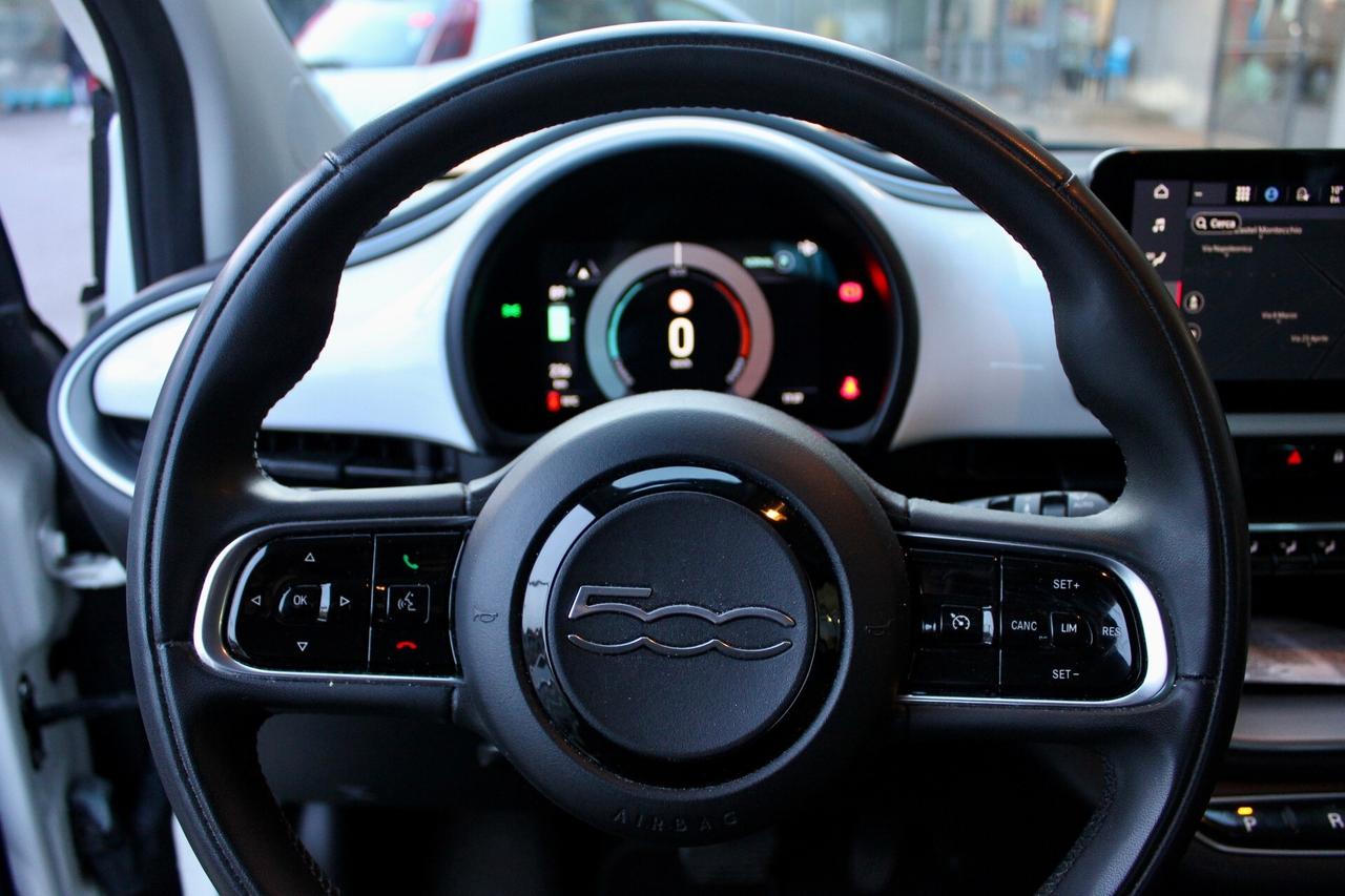 Fiat 500e Berlina 43 kWh Icon 3+1 SENSORI POST.