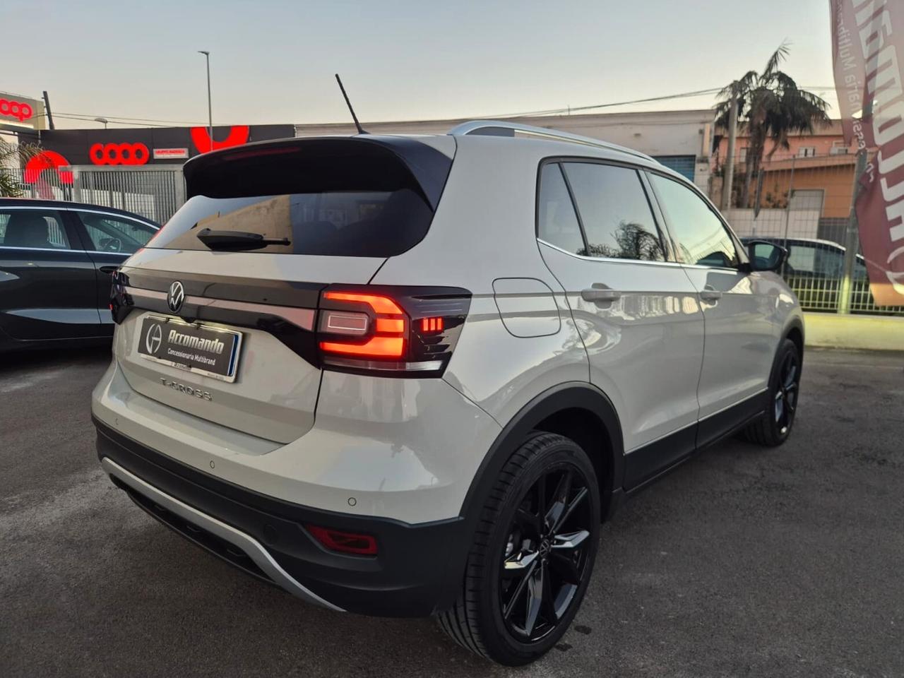 Volkswagen T-Cross 1.0 TSI 110CV Advanced