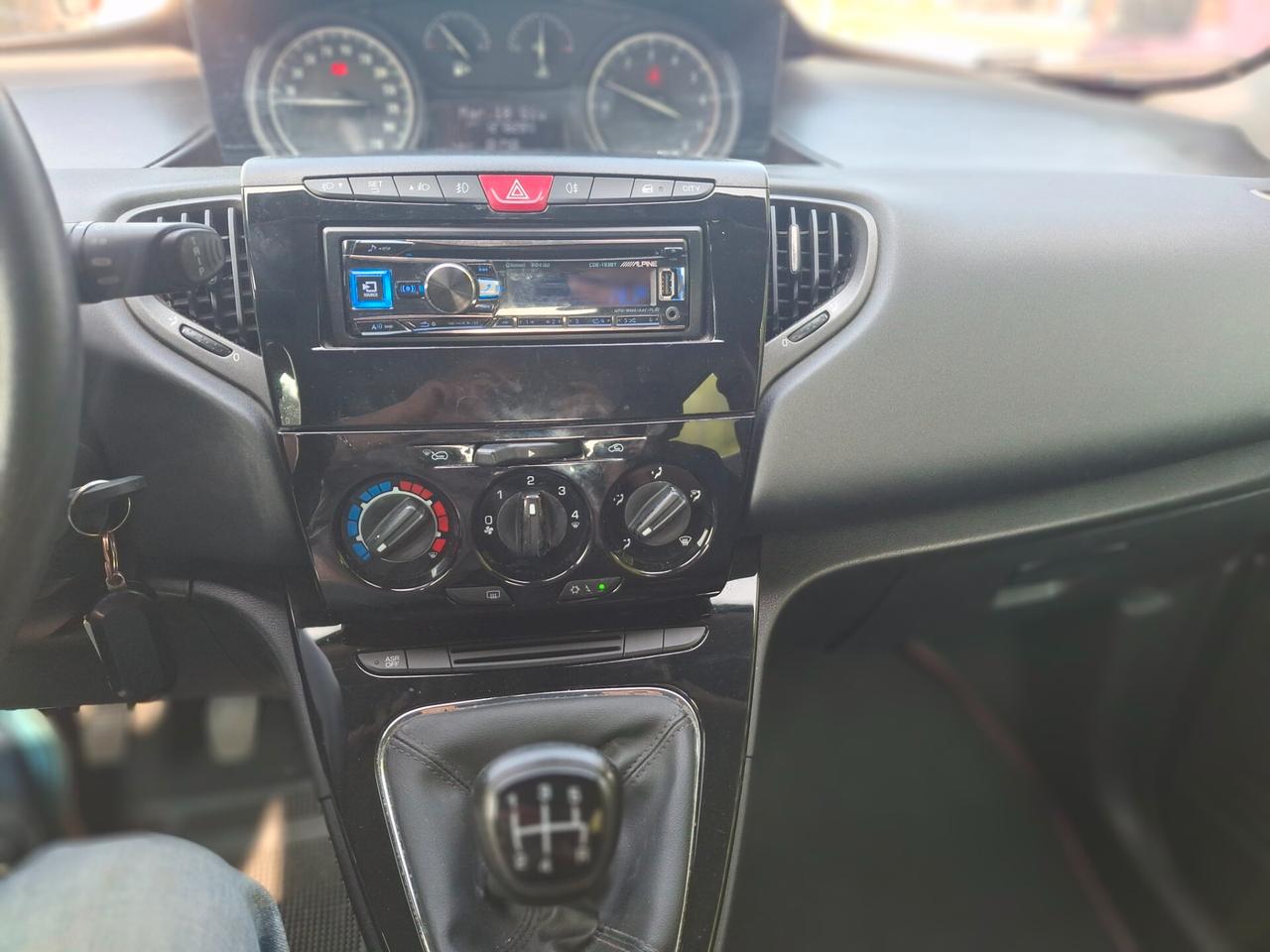 Lancia Ypsilon 1.2