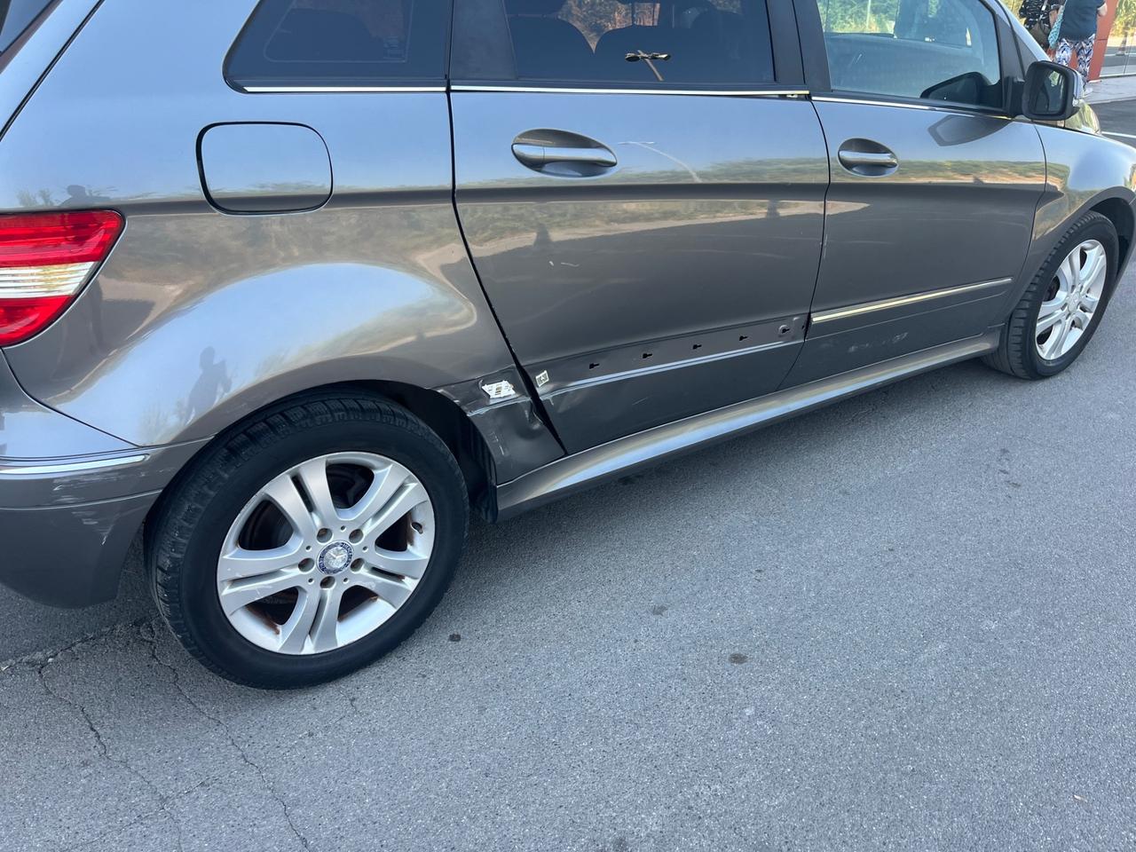 Mercedes-benz B 180 CDI PREMIUM 2011