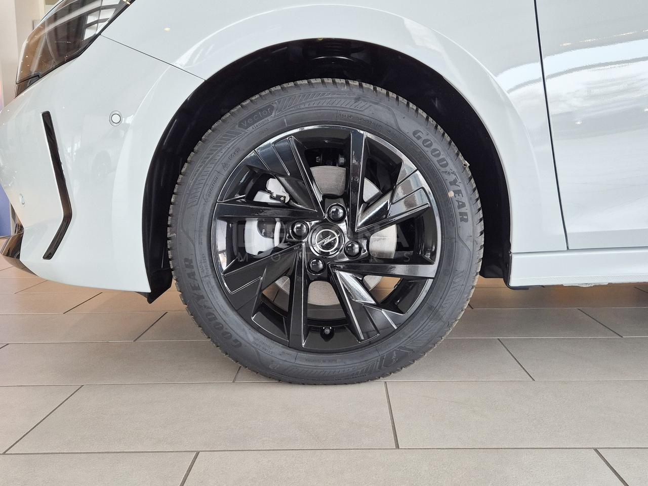 Opel Corsa 1.2 hybrid gs 110cv dct6