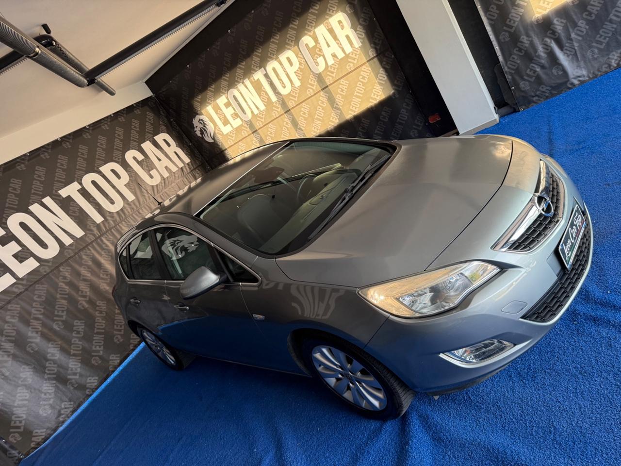 Opel Astra 1.7 CDTI 125CV 5 porte Cosmo distribuzione effettuata