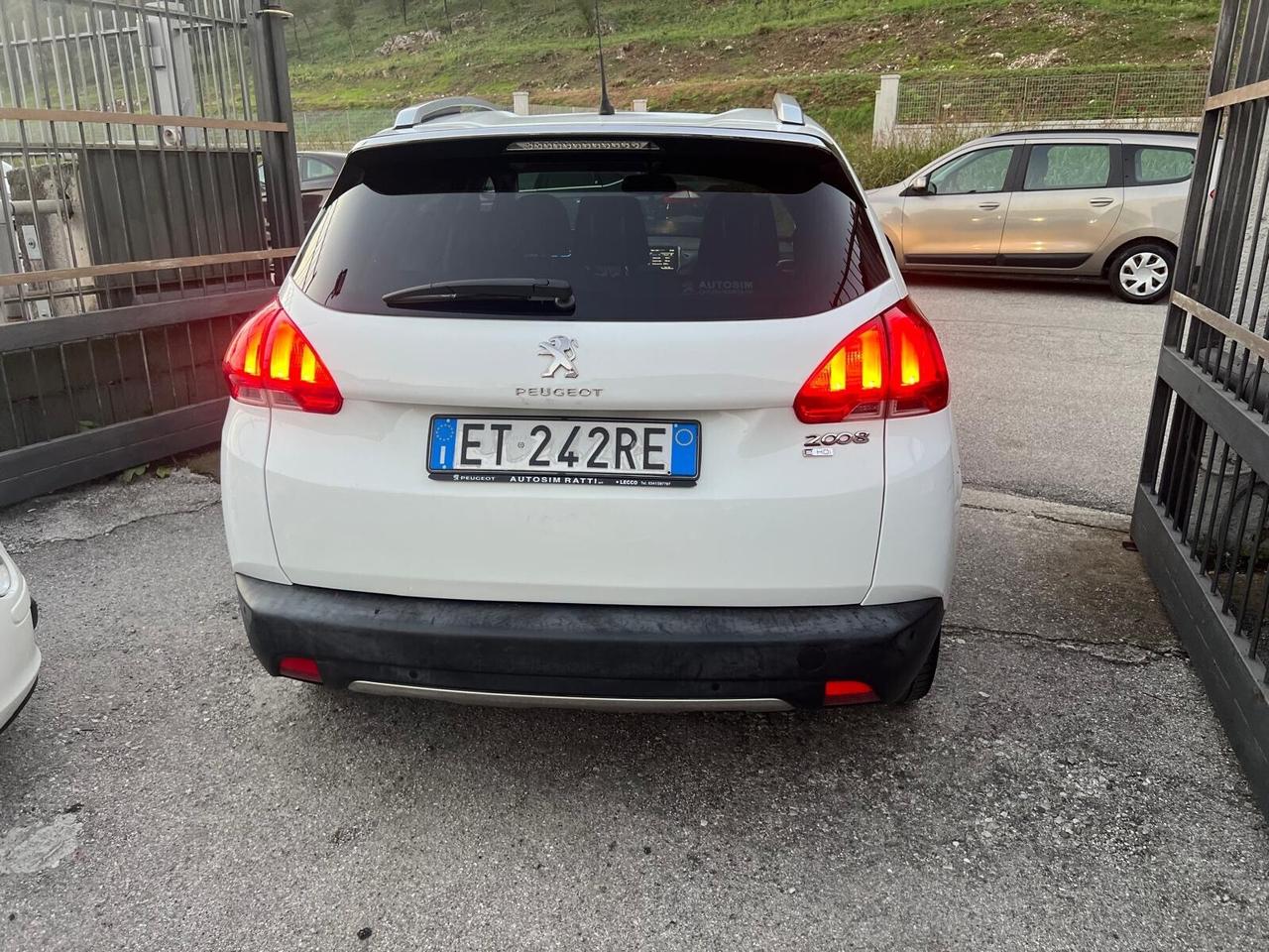 Peugeot 2008 1.6 e-HDi 92 CV frizione nuova