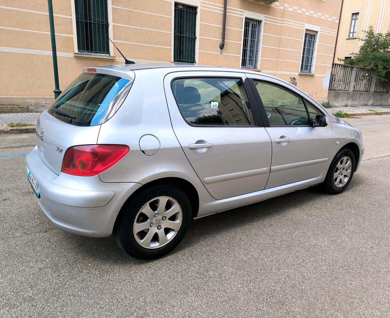 Peugeot 307 1.6 16V 5 Porte XSI