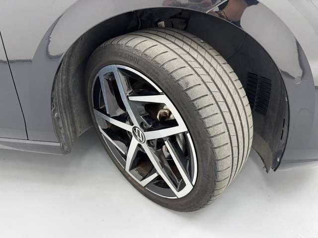 Volkswagen Golf 8 STYLE 1.5 eTSI DSG 150CV *MATRIX+RETROCAM* PROMO