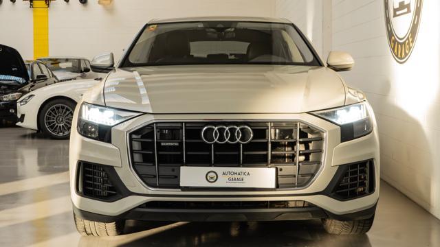 AUDI Q8 55 TFSI quattro tiptronic