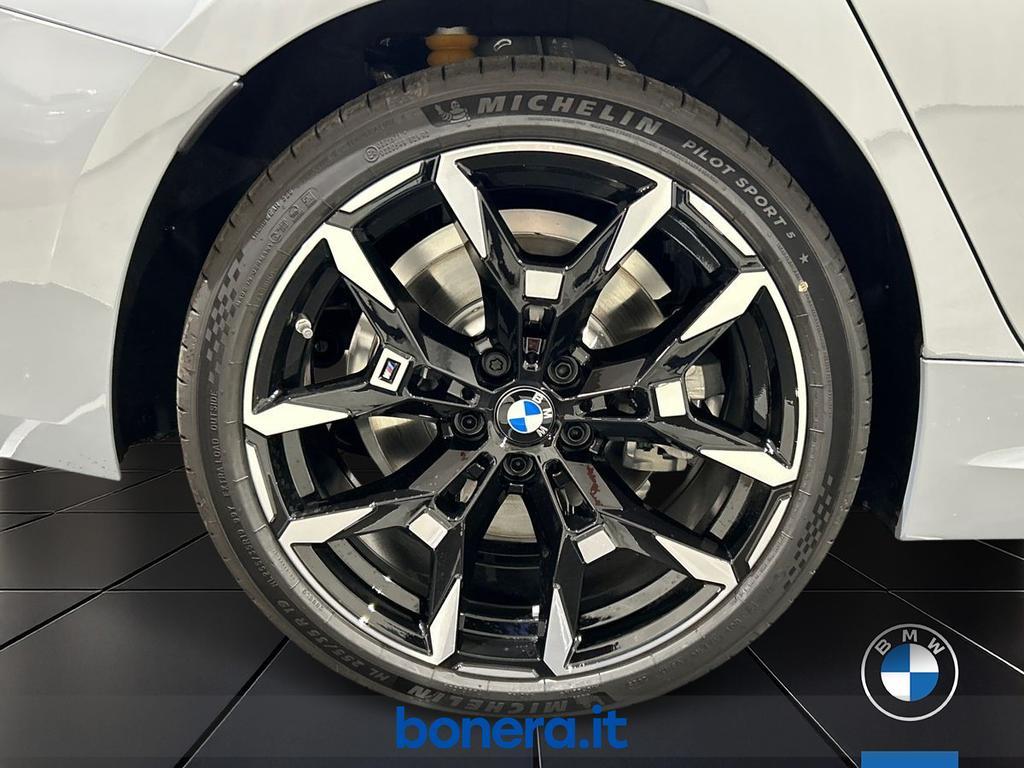 BMW Serie 3 Touring 330 e Hybrid Edition Steptronic