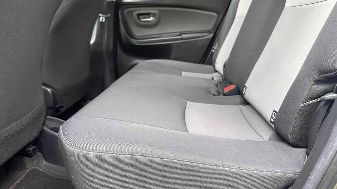 Toyota Yaris 1.5 Hybrid 5 porte Active 2018 neop PERFETTA leggi testo