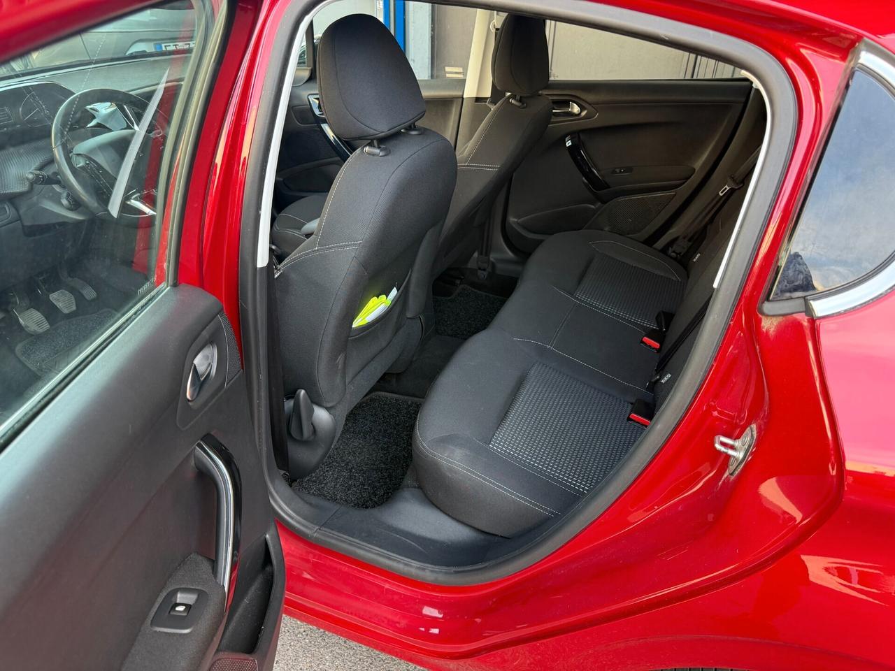 Peugeot 208 110 S&S 5 porte Allure