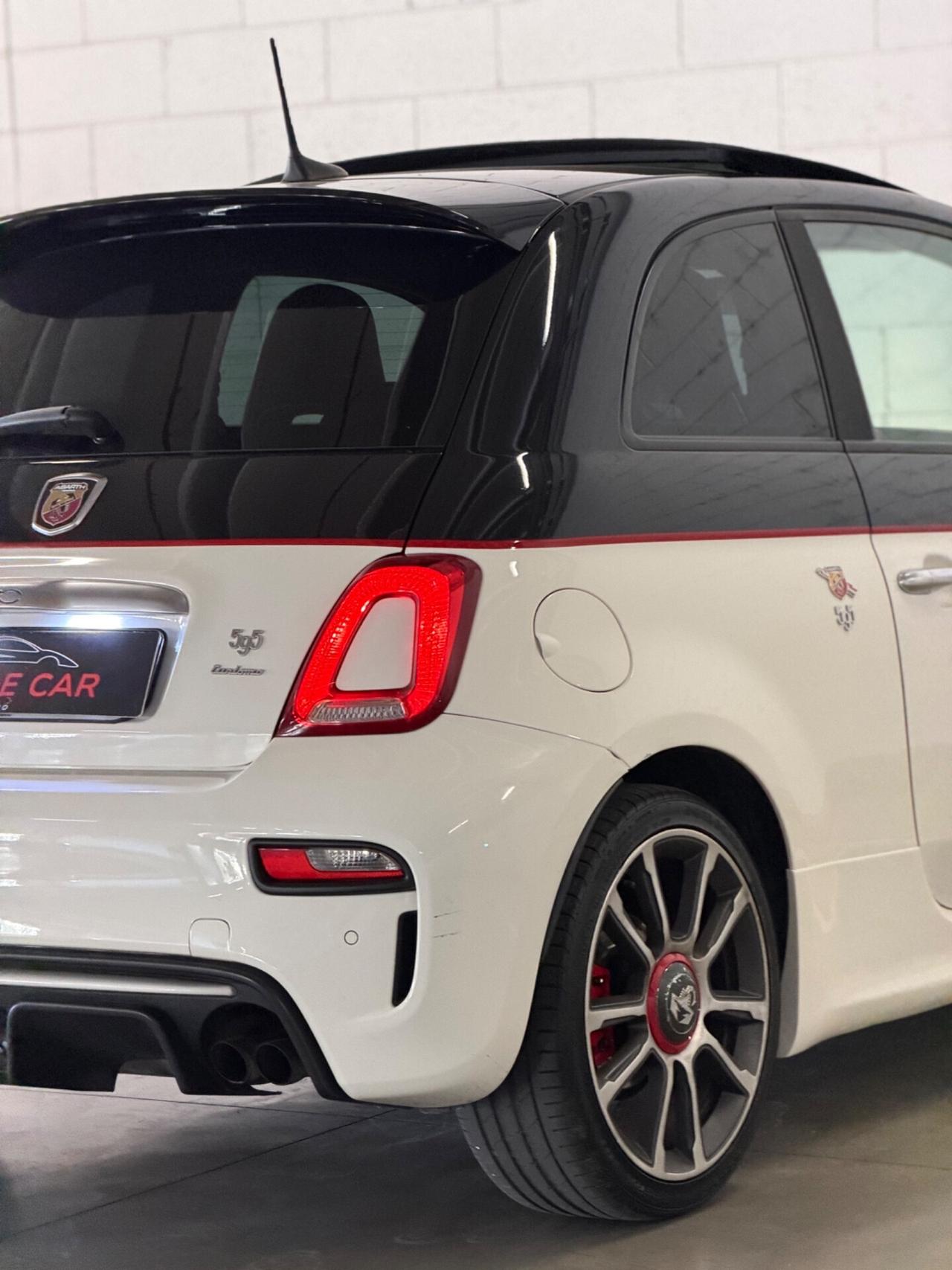 Abarth 595 1.4 Turbo T-Jet 165 CV Scorpioneoro