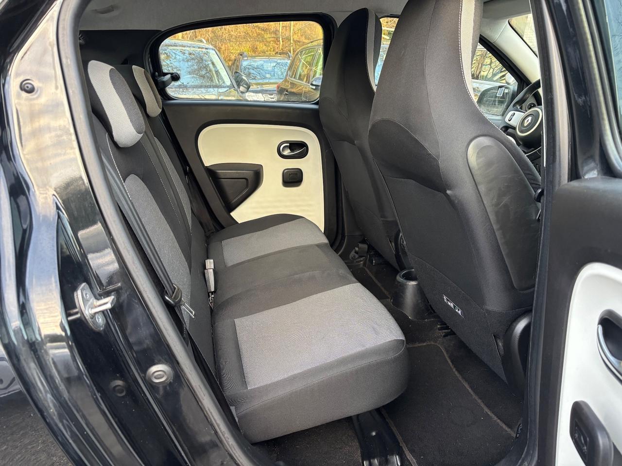 Renault Twingo 1.0 Live 5 porte OK NEOPATENTATI