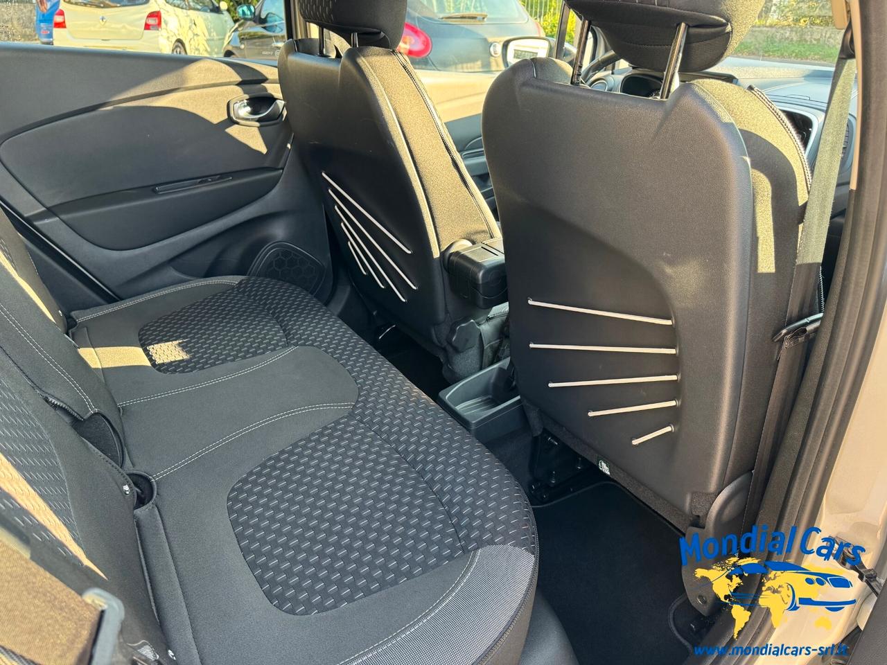 Renault Captur dCi 8V 90 CV EDC Start&Stop Energy Intens