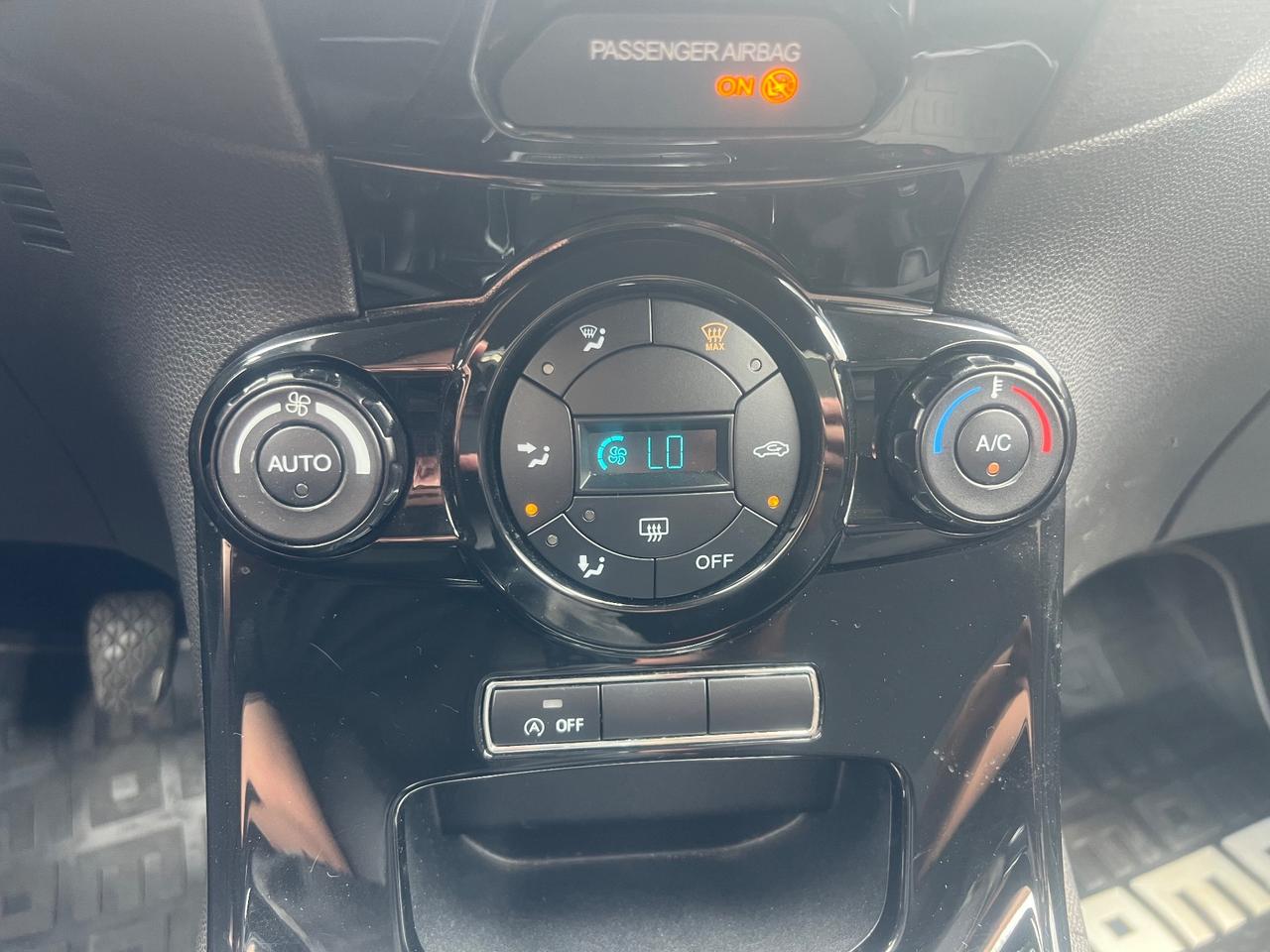 Ford Fiesta 1.0 EcoBoost 100CV 5 porte Titanium