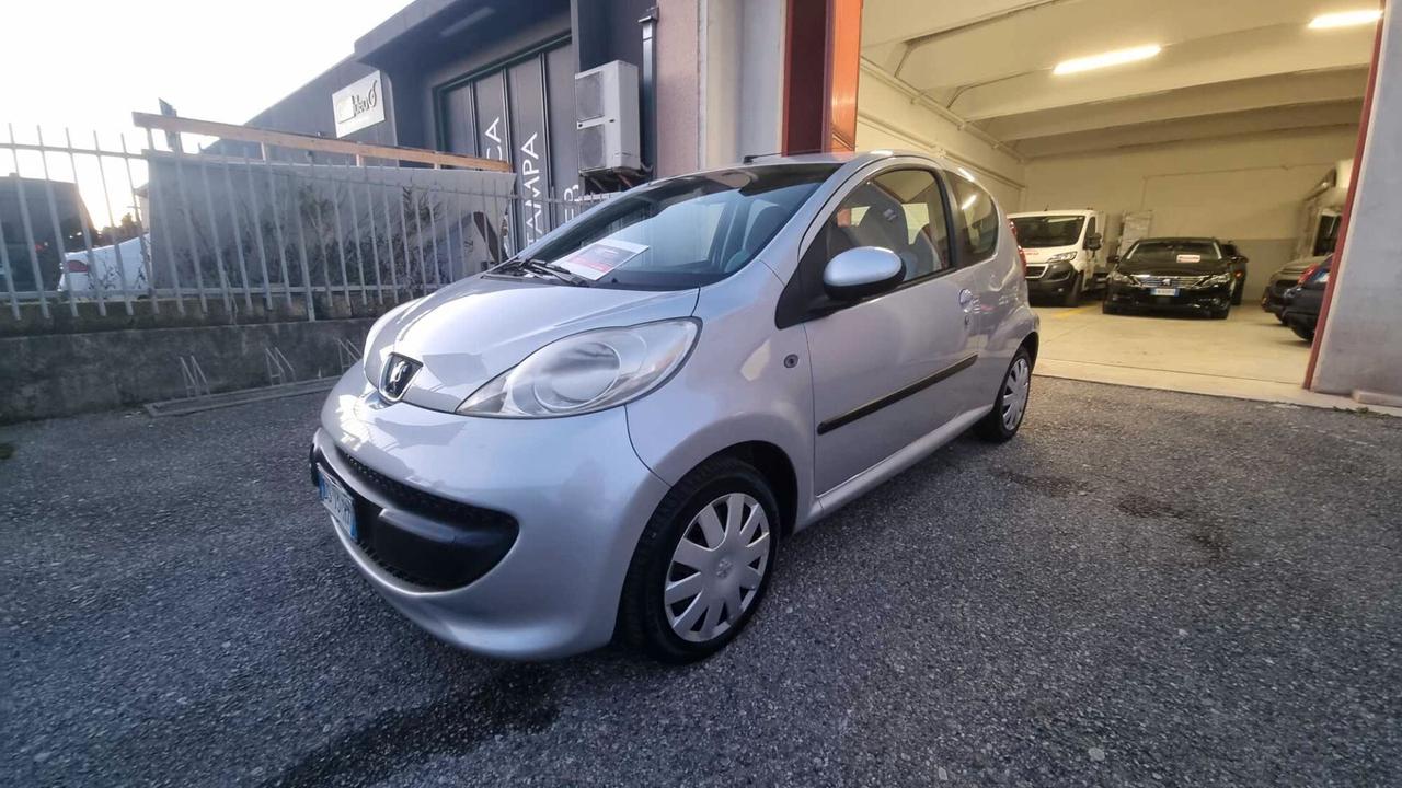 Peugeot 107 1.0 68CV 5p. Desir