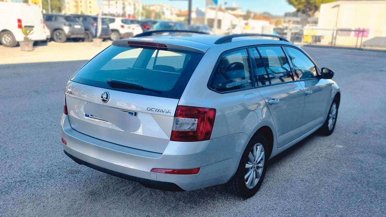 Skoda Octavia SW 1.6 TDI CR 105 CV manuale PREZZO CHIARO