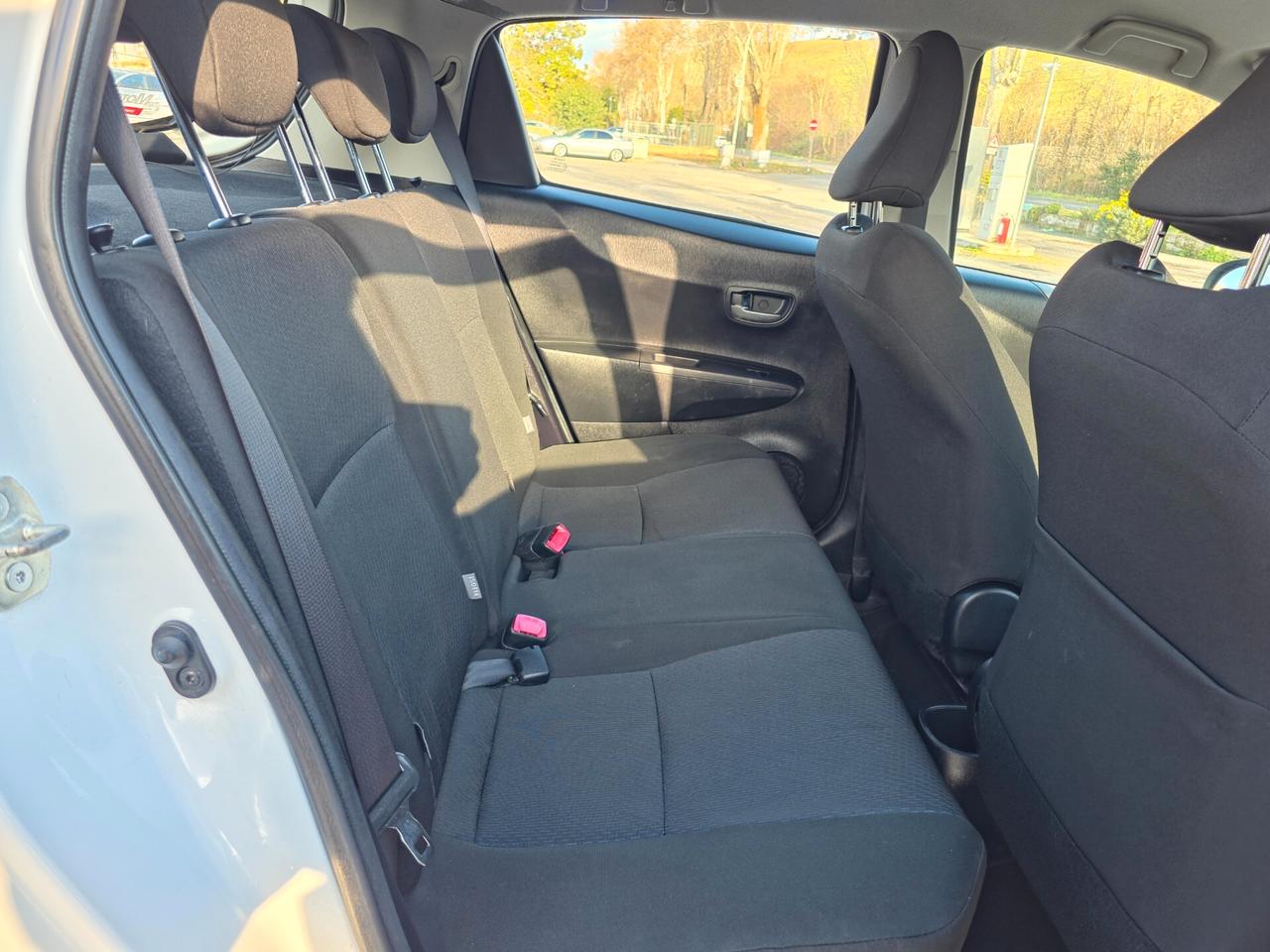 Toyota Yaris 1.5 Hybrid 5 porte Lounge 2014-E5B Automatico NEO