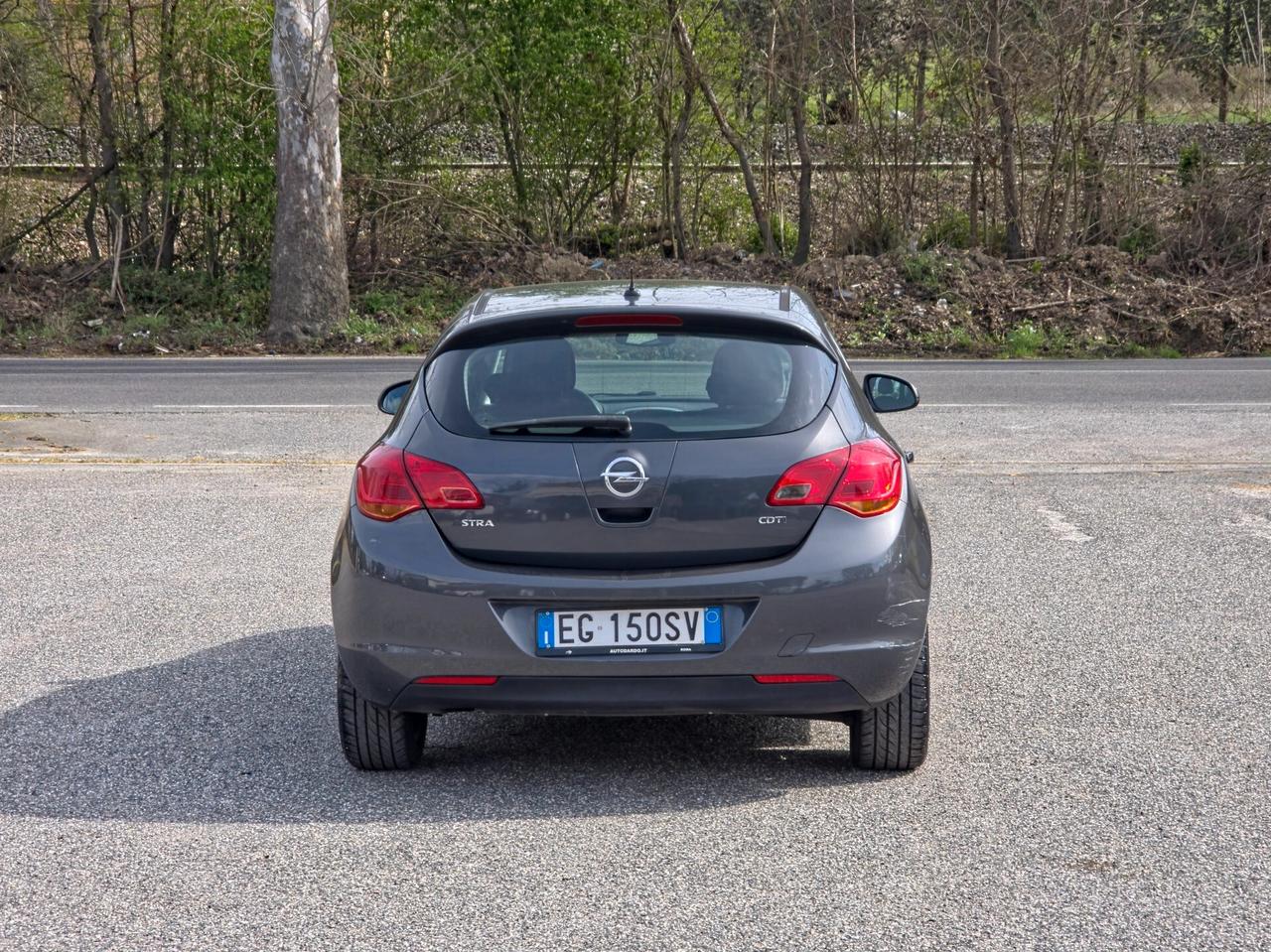 Opel Astra 1.7 CDTI 110CV 5 porte Cosmo 2011-E5 Manuale NEO