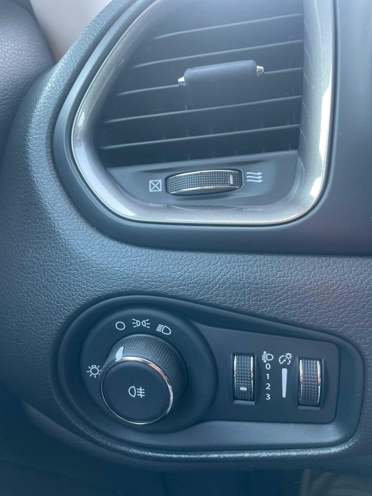 Jeep Renegade 1.6 Mjt 130 CV Longitude 12 MESI GARANZIA