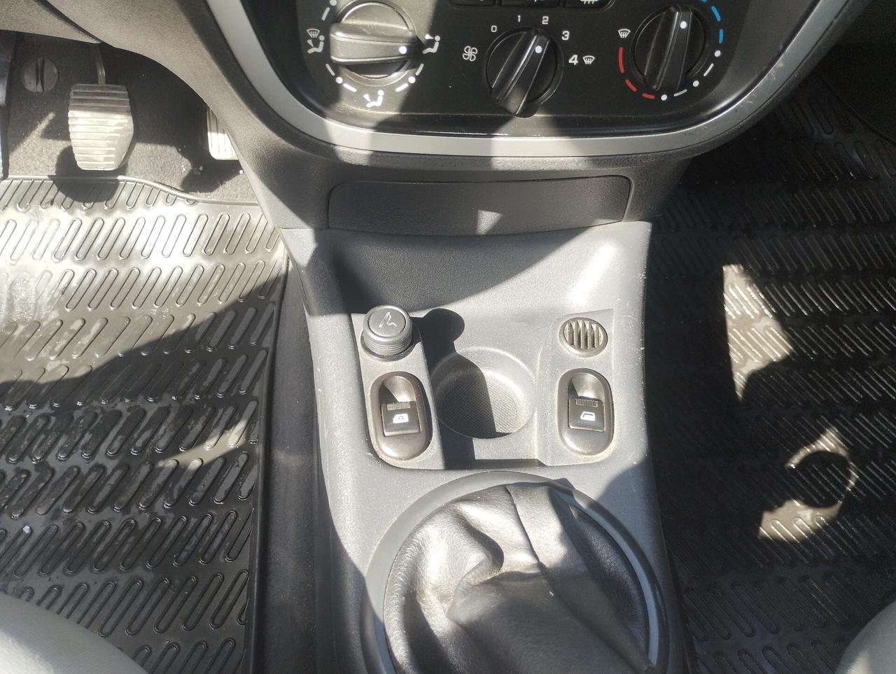 Citroen C3 Pluriel 1.4 HDi 70CV Classique