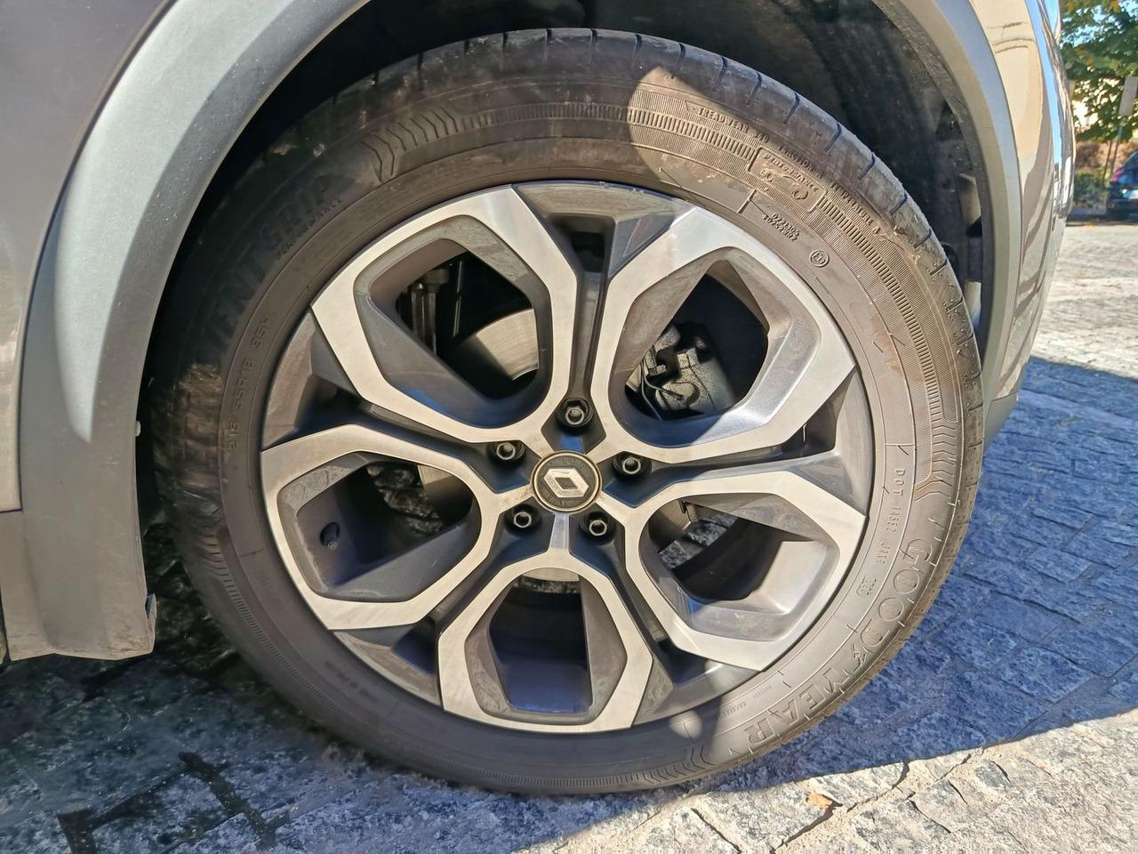 Renault Captur Techno Fast Track TCe 100 #7452