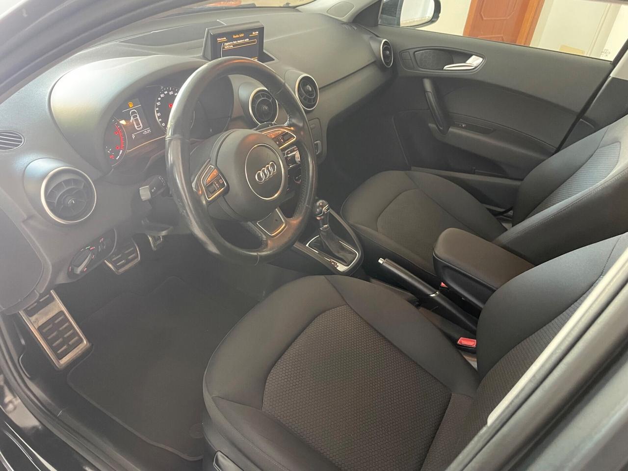 AUDI A1 1.6 TDI 116 CV S TRONIC PLUS