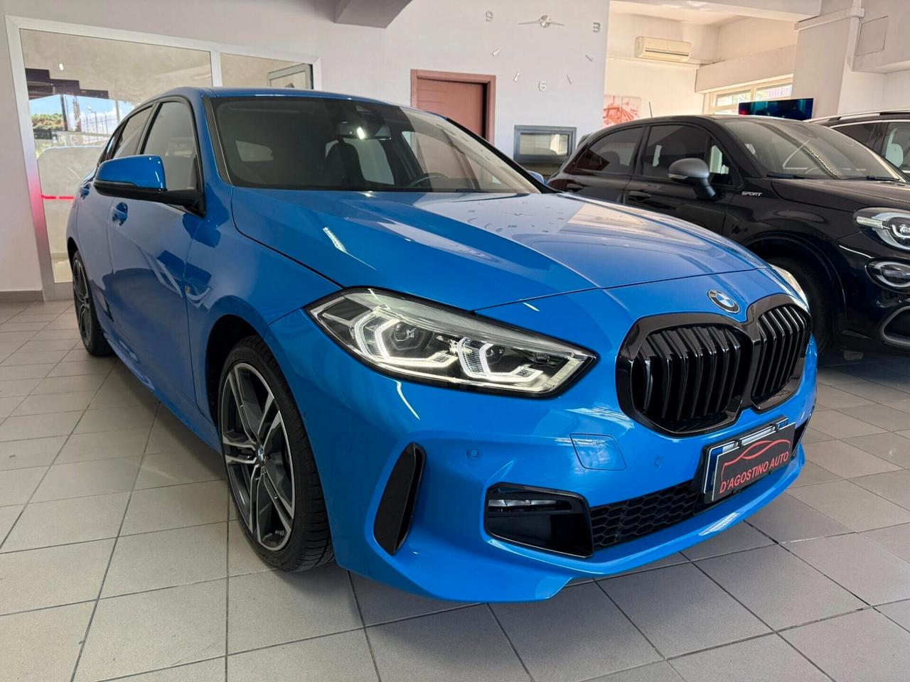 Bmw 118 118d 5p. Msport