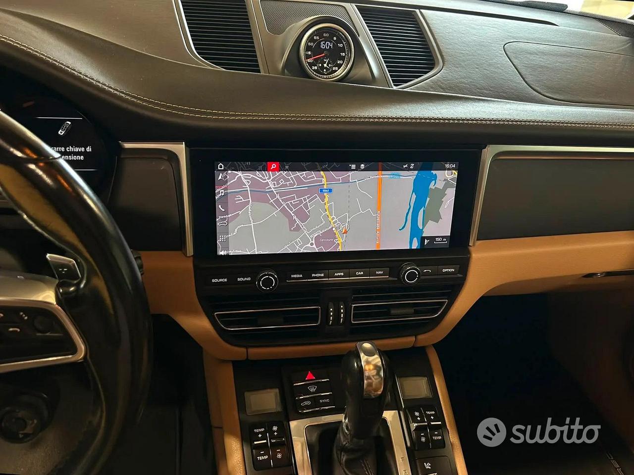 PORSCHE MACAN 2.0