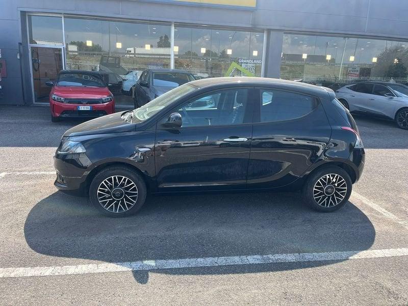 Lancia Ypsilon Ypsilon 1.0 FireFly 5 porte S&S Hybrid Platino