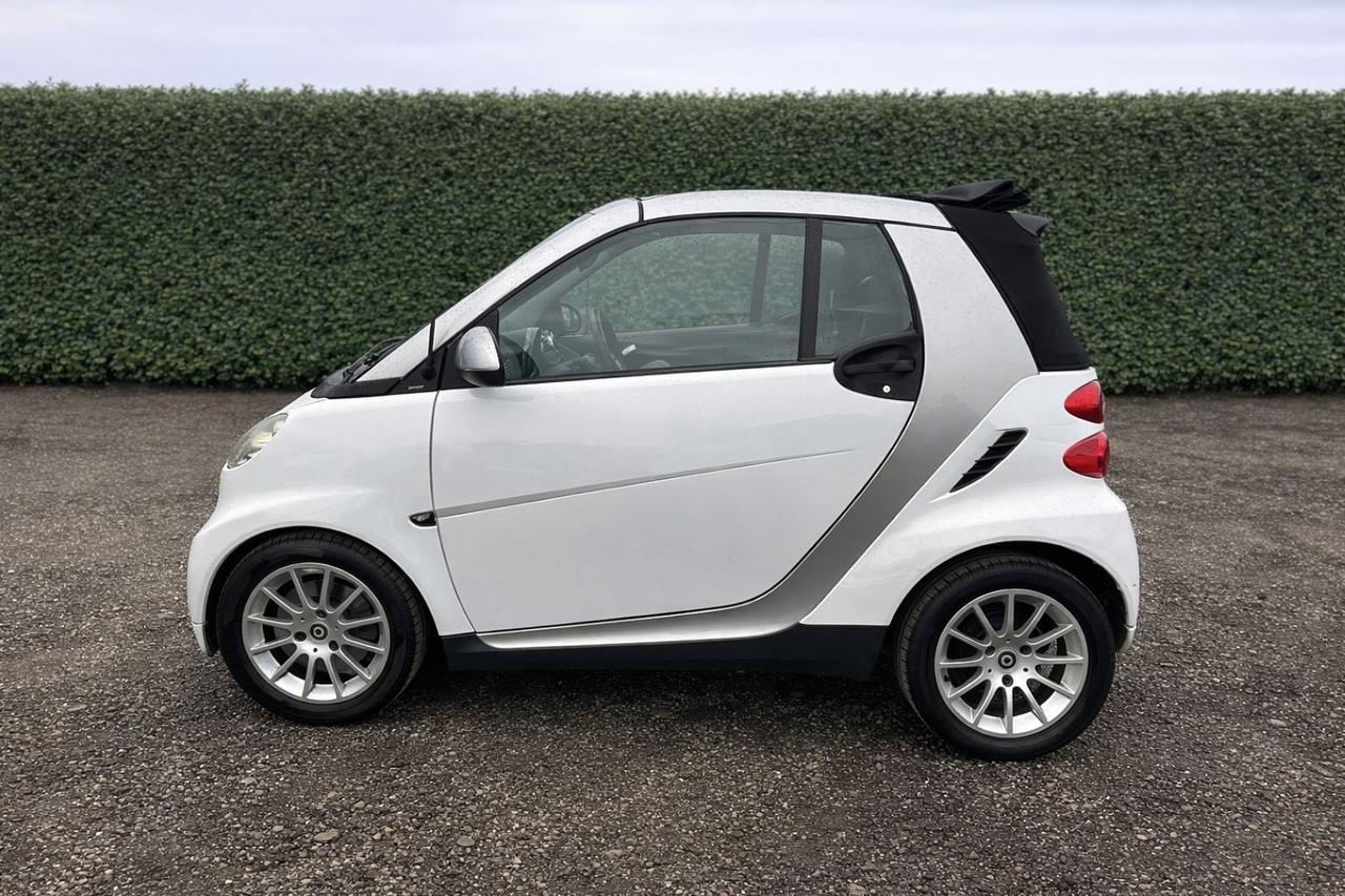 Smart ForTwo 1000 52 kW MHD cabrio passion