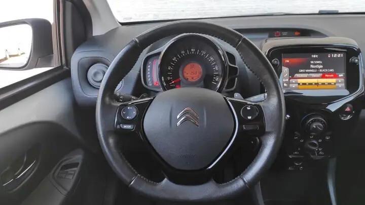 Citroen C1 VTi 72 ETG 5 porte Shine