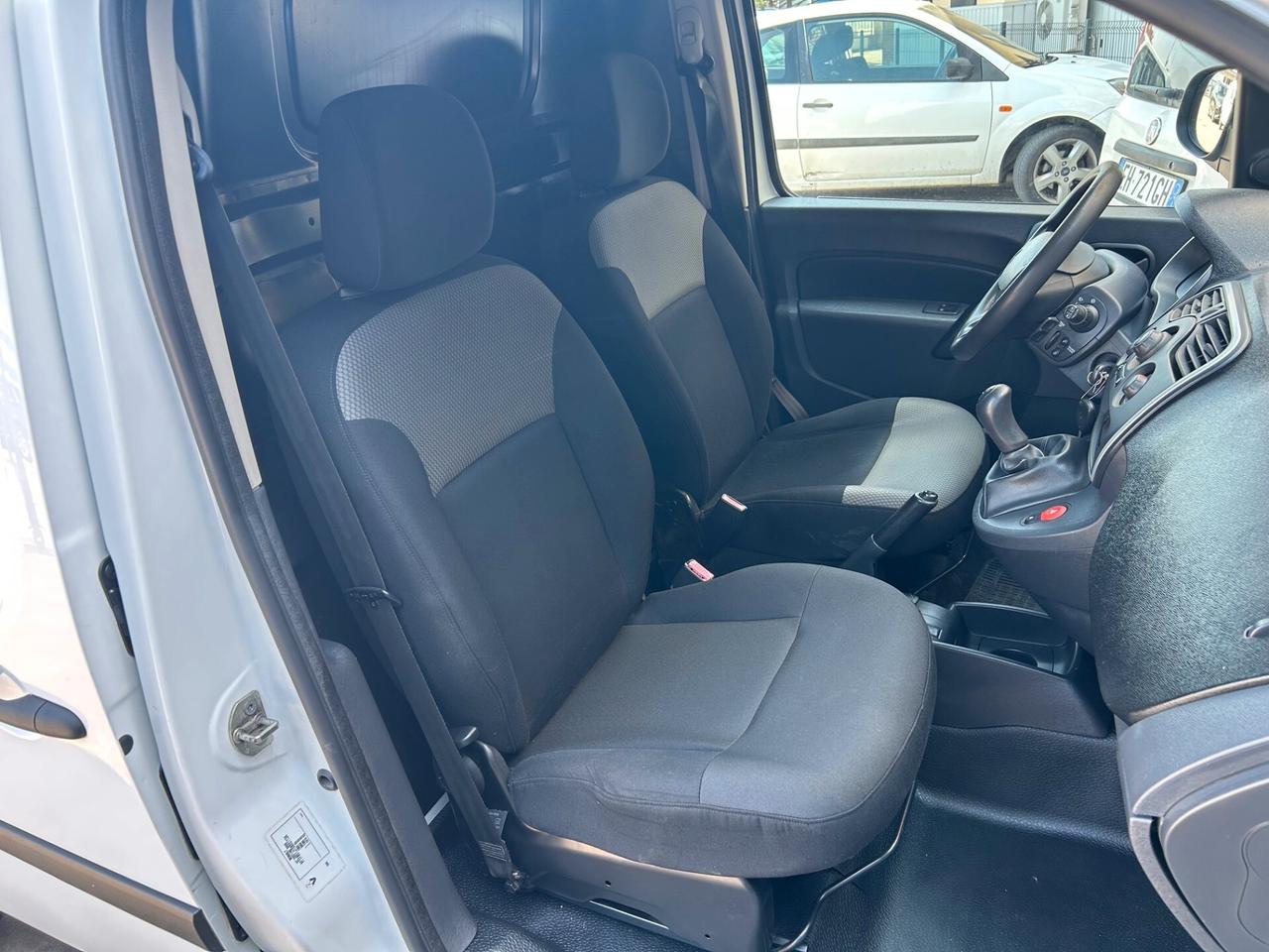 Renault Kangoo 1.5 dCi 90CV F.AP. Stop & Start 4p. Express Energy