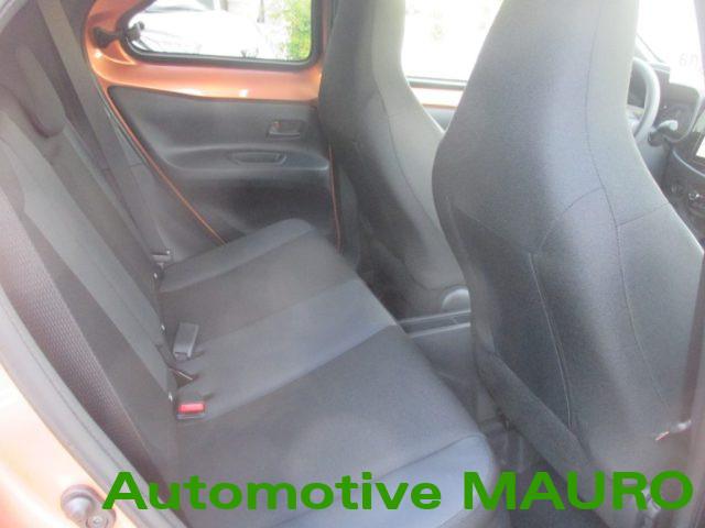 TOYOTA Aygo X 1.5 Hybrid 115 CV 5 porte Premium - NEOPATENTATI