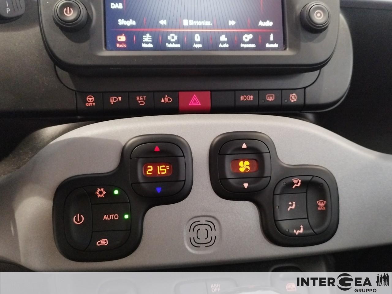 FIAT Panda 1.0 firefly hybrid Cross s&s 70