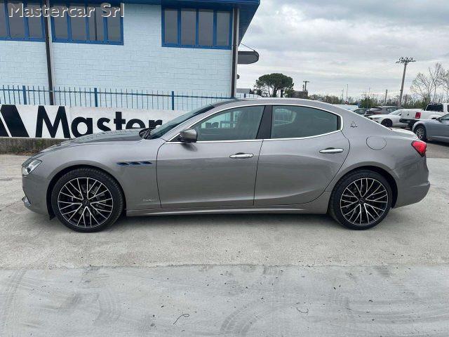 MASERATI Ghibli Ghibli 2.0 mhev Gransport 330cv auto - GD470YJ