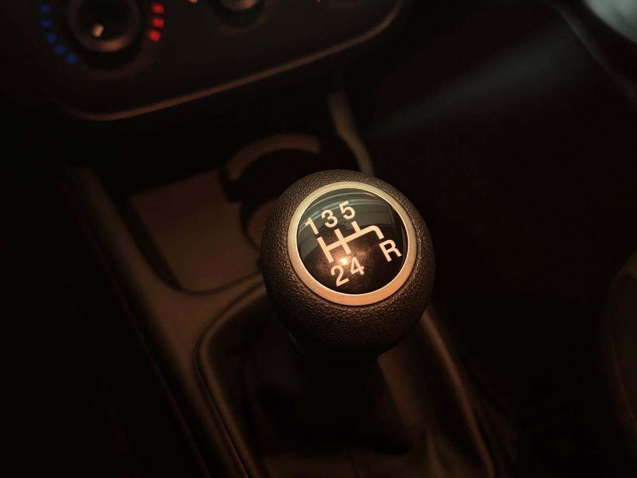 INCREDIBILE FIAT PUNTO CON SOLI 13.937 KM