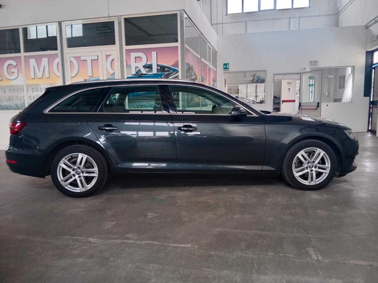 Audi A4 2.0 TDI 150 CV ultra S tronic Business