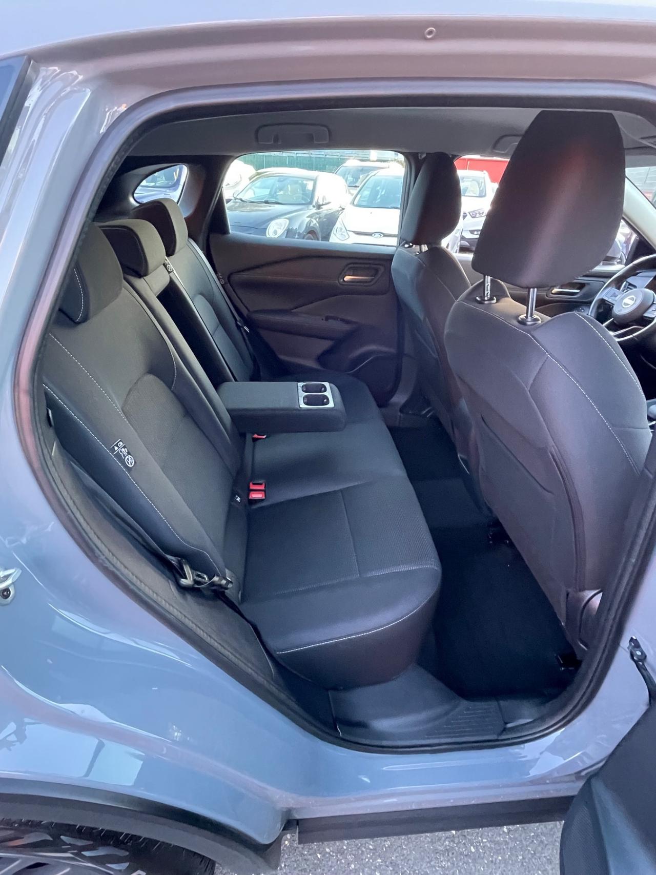 Qashqai MHEV 158 CV Xtronic Business-unipro-rate