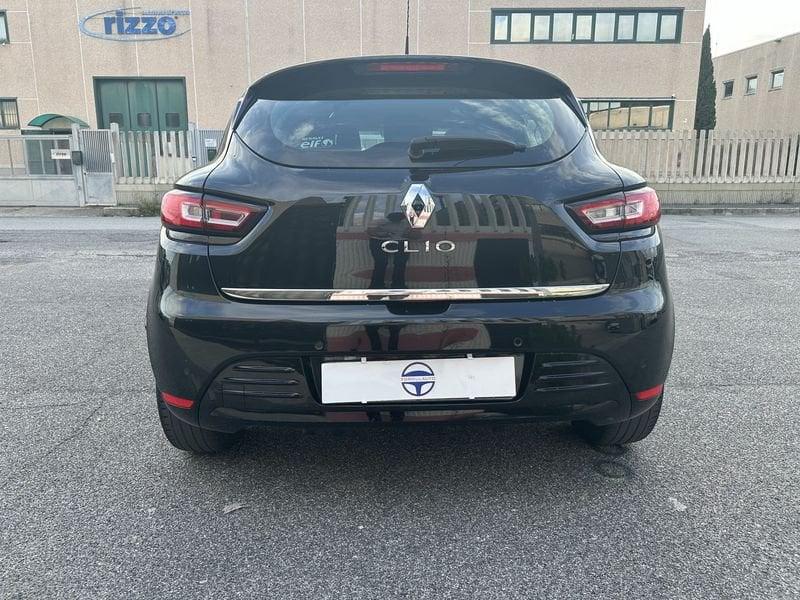 Renault Clio 1.5 DCI 75cv Moschino Intens